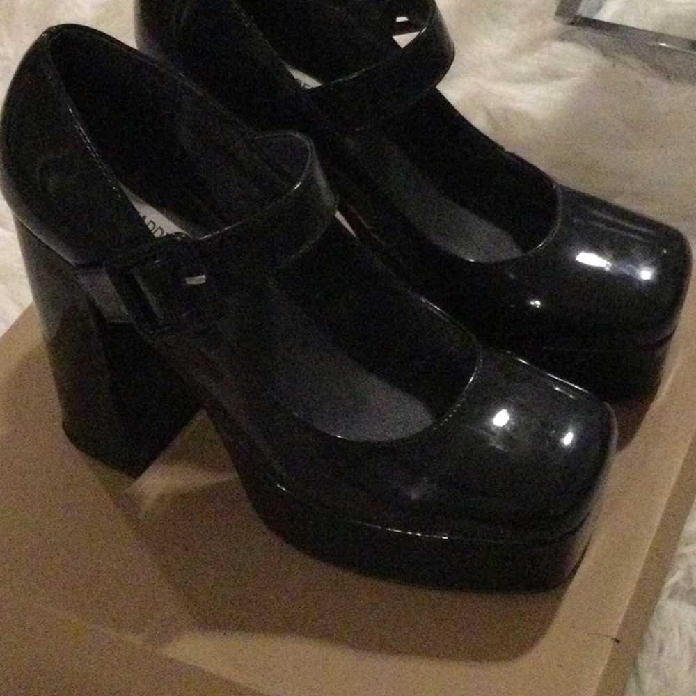 Steve Madden Black Platform Mary Janes